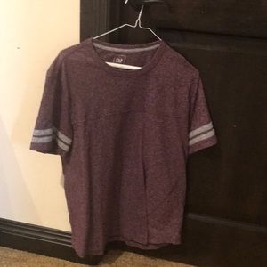 GAP t shirt
